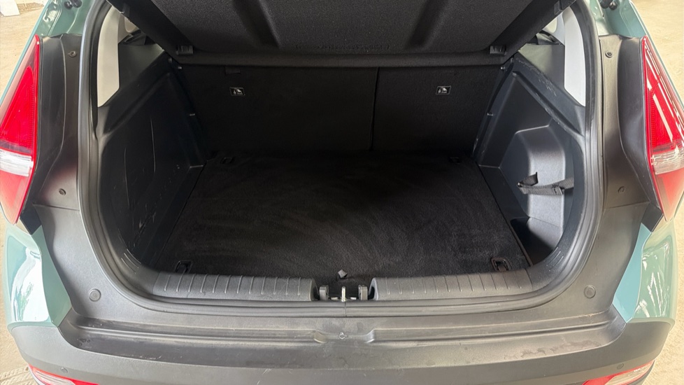 Hyundai BAYON 1.0 TGDi 48V MHEV SE Connect 5dr DCT Petrol Hatchback - Image 4