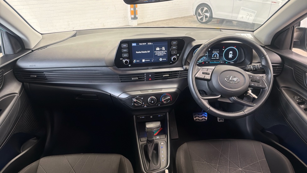 Hyundai BAYON 1.0 TGDi 48V MHEV SE Connect 5dr DCT Petrol Hatchback - Image 10