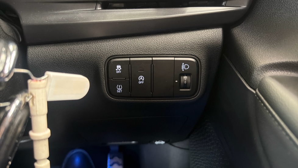 Hyundai BAYON 1.0 TGDi 48V MHEV SE Connect 5dr DCT Petrol Hatchback - Image 38
