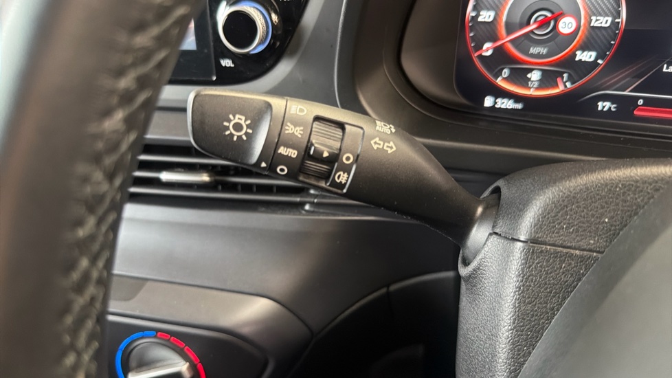 Hyundai BAYON 1.0 TGDi 48V MHEV SE Connect 5dr DCT Petrol Hatchback - Image 42
