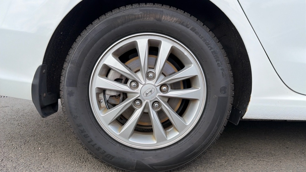 Hyundai i30 1.0T GDI S 5dr Petrol Estate - Image 7