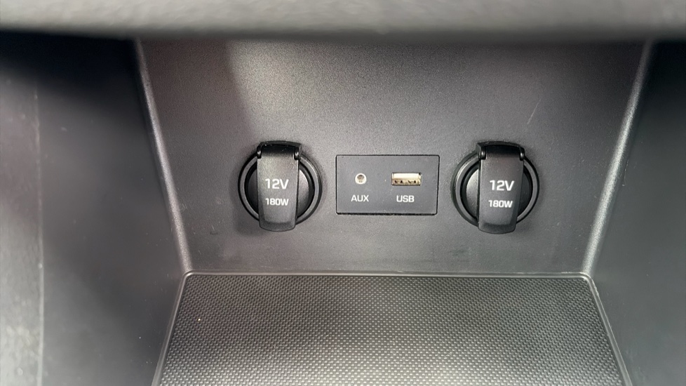 Hyundai i30 1.0T GDI S 5dr Petrol Estate - Image 33