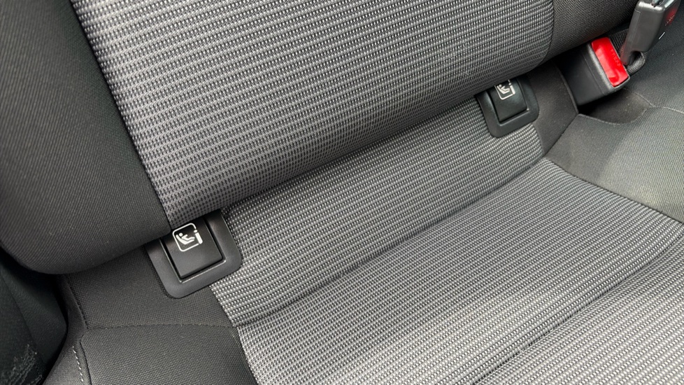 Hyundai i30 1.0T GDI S 5dr Petrol Estate - Image 38