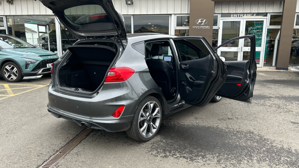 Ford Fiesta 1.0 EcoBoost 125 ST-Line X 5dr Petrol Hatchback - Image 34