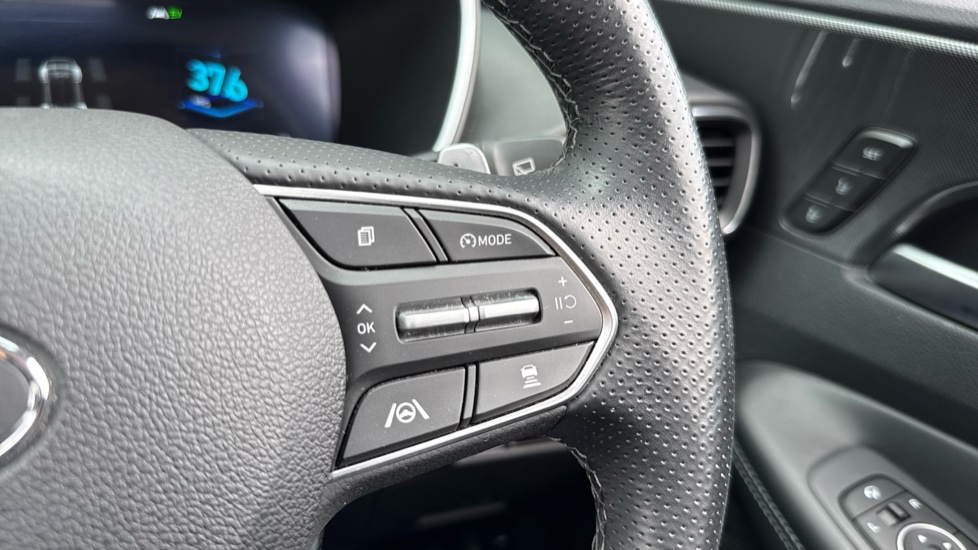 Hyundai SANTA FE 1.6 TGDi Plug-in Hybrid Ultimate 5dr 4WD Auto Estate - Image 24