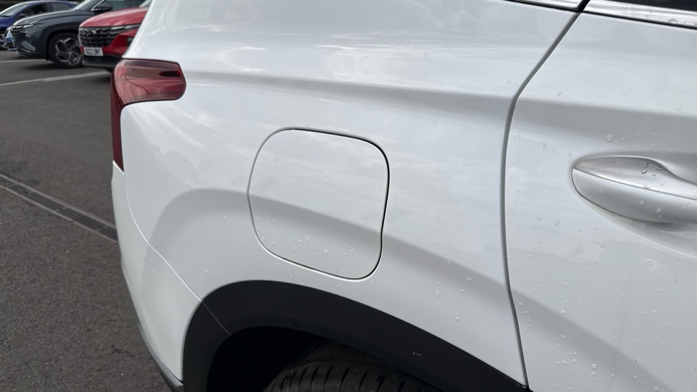 Hyundai SANTA FE 1.6 TGDi Plug-in Hybrid Ultimate 5dr 4WD Auto Estate - Image 38