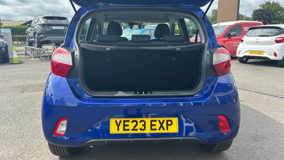 Hyundai i10 1.2 MPi SE Connect 5dr Auto Petrol Hatchback - Image 4