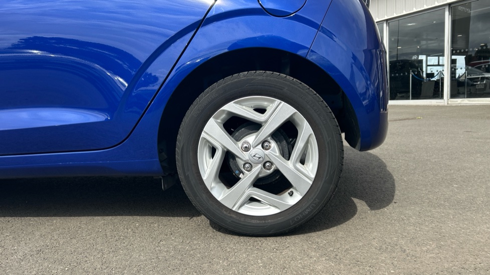 Hyundai i10 1.2 MPi SE Connect 5dr Auto Petrol Hatchback - Image 7