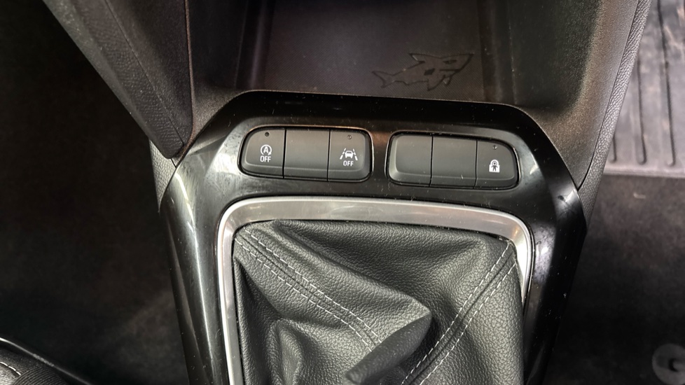 Vauxhall Corsa 1.2 Design 5dr Petrol Hatchback - Image 28