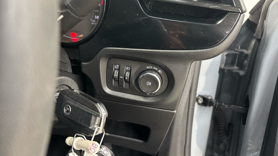 Vauxhall Corsa 1.2 Design 5dr Petrol Hatchback - Image 35