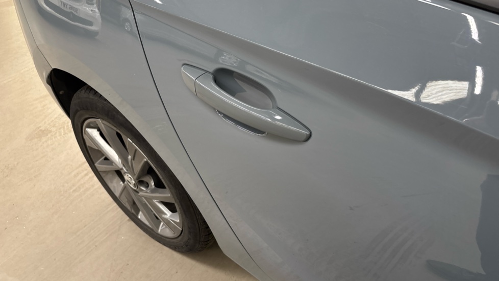 Vauxhall Corsa 1.2 Design 5dr Petrol Hatchback - Image 39