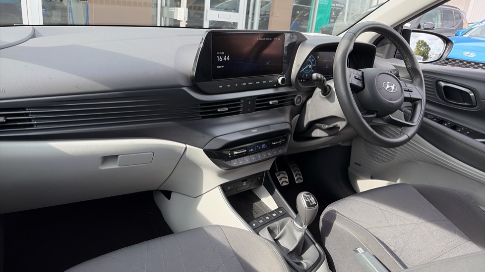 Hyundai BAYON 1.0 TGDi 48V MHEV Ultimate 5dr Petrol Hatchback - Image 9