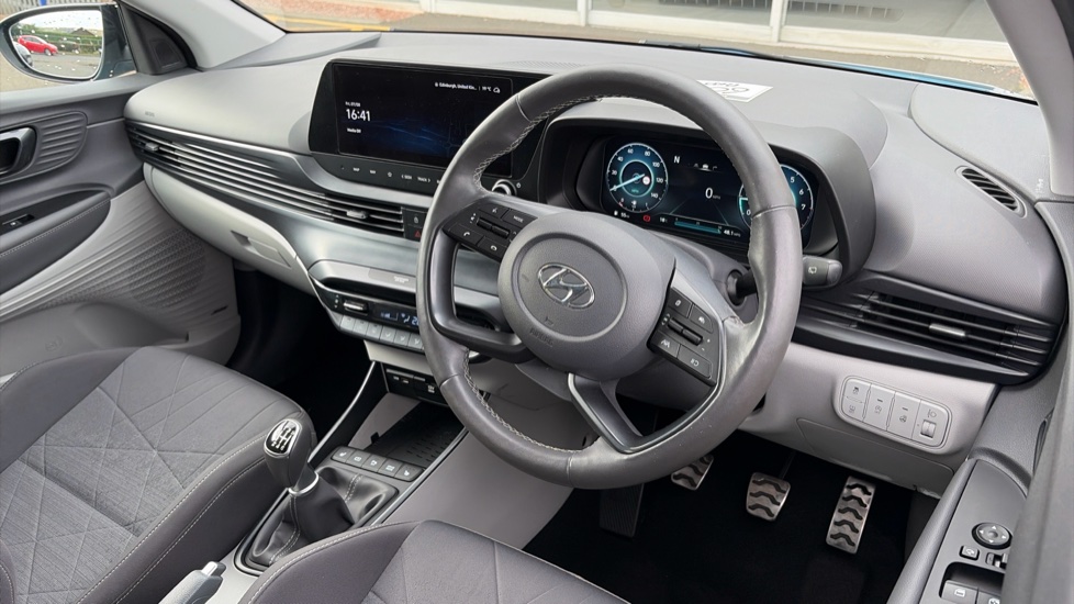 Hyundai BAYON 1.0 TGDi 48V MHEV Ultimate 5dr Petrol Hatchback - Image 11