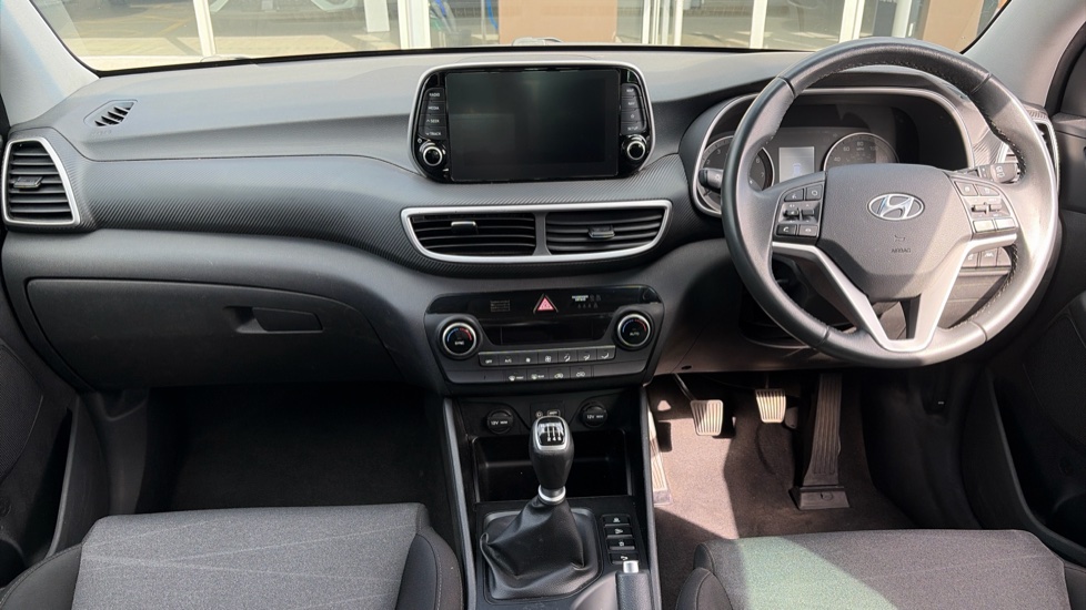 Hyundai TUCSON 1.6 GDi SE Nav 5dr 2WD Petrol Estate - Image 10
