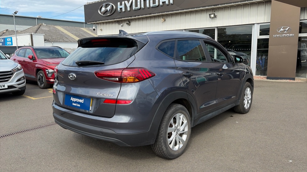 Hyundai TUCSON 1.6 GDi SE Nav 5dr 2WD Petrol Estate - Image 42