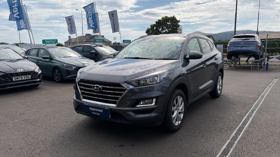 Hyundai TUCSON 1.6 GDi SE Nav 5dr 2WD Petrol Estate - Image 43