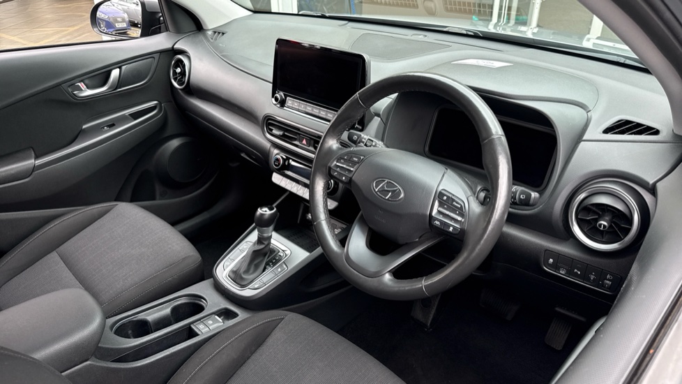 Hyundai KONA 1.6 GDi Hybrid Premium 5dr DCT Hybrid Hatchback - Image 11
