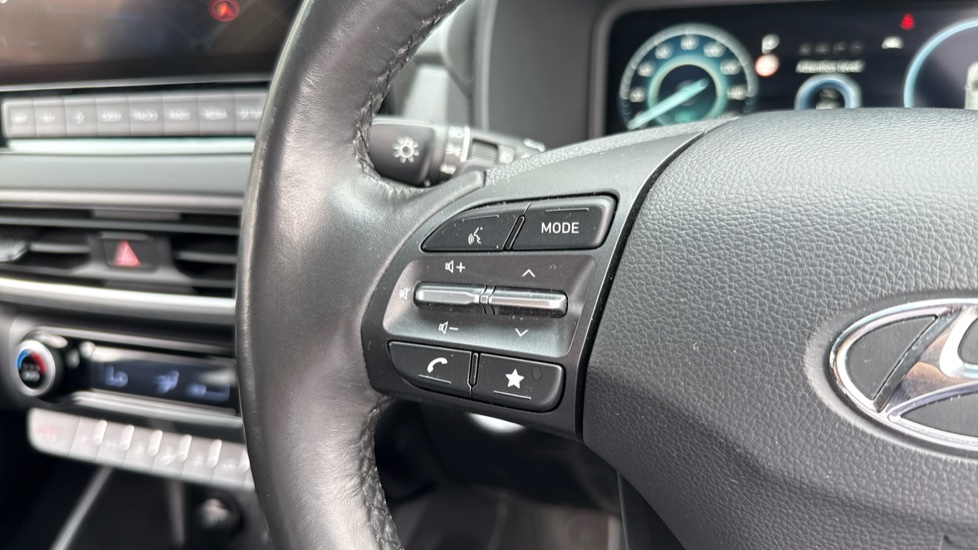 Hyundai KONA 1.6 GDi Hybrid Premium 5dr DCT Hybrid Hatchback - Image 21