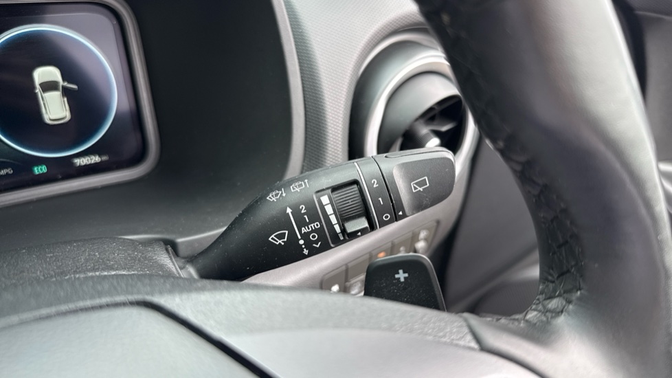 Hyundai KONA 1.6 GDi Hybrid Premium 5dr DCT Hybrid Hatchback - Image 23