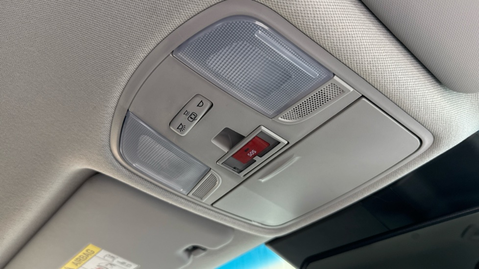 Hyundai KONA 1.6 GDi Hybrid Premium 5dr DCT Hybrid Hatchback - Image 32