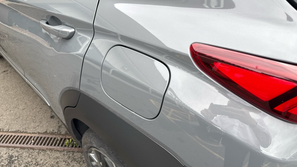 Hyundai KONA 1.6 GDi Hybrid Premium 5dr DCT Hybrid Hatchback - Image 40