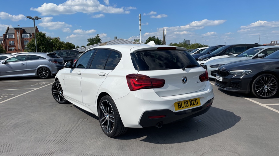 BMW 1 Series White Manual Auction | DealerPX