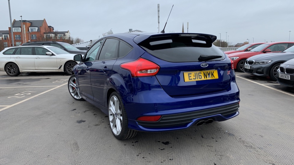 Ford Focus Blue Manual Auction | DealerPX