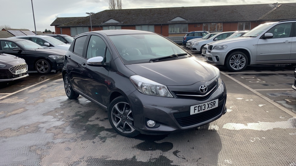 Toyota Yaris Grey Automatic Auction | DealerPX