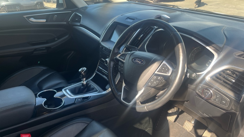 Ford S-MAX 2.0 EcoBlue 190 Titanium 5dr Diesel Estate - Image 11