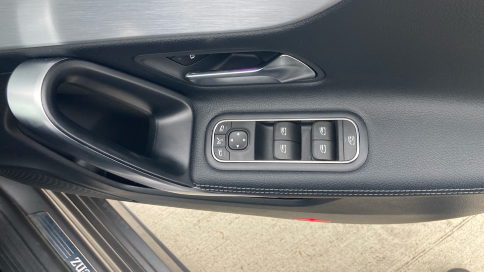 Mercedes-Benz CLA 180 AMG Line Premium Plus 5dr Tip Auto Petrol Estate - Image 28