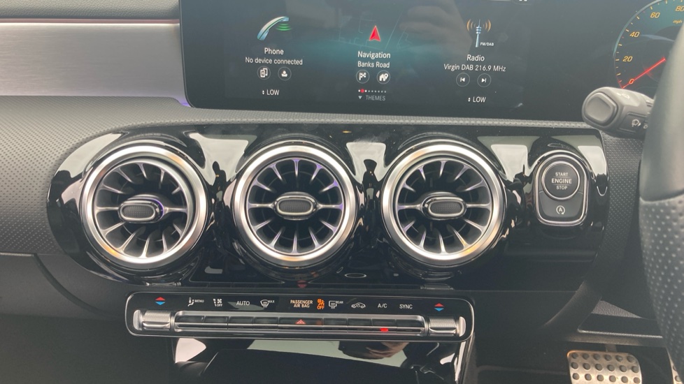 Mercedes-Benz CLA 180 AMG Line Premium Plus 5dr Tip Auto Petrol Estate - Image 31