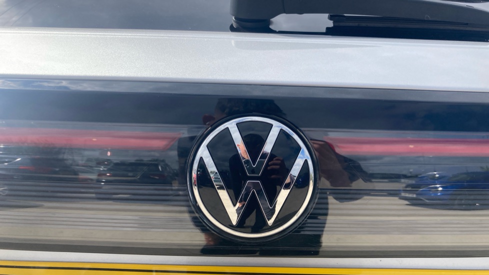 Volkswagen Taigo 1.0 TSI 110 Style 5dr Petrol Hatchback - Image 23
