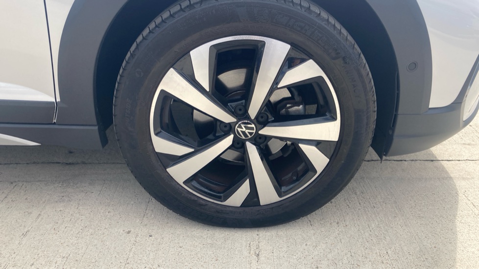 Volkswagen Taigo 1.0 TSI 110 Style 5dr Petrol Hatchback - Image 26