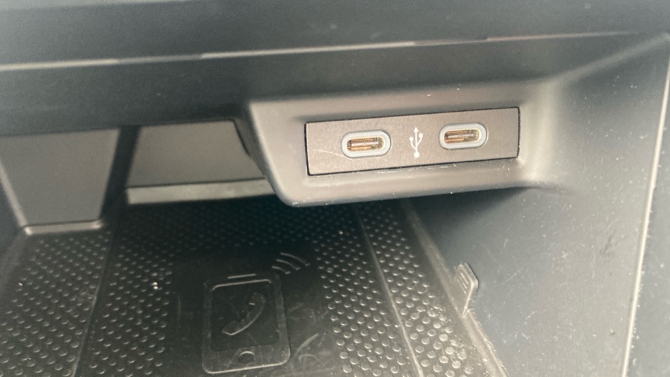 Volkswagen Taigo 1.0 TSI 110 Style 5dr Petrol Hatchback - Image 36