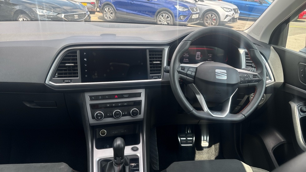 SEAT Ateca 1.5 TSI EVO FR 5dr DSG Petrol Estate - Image 10