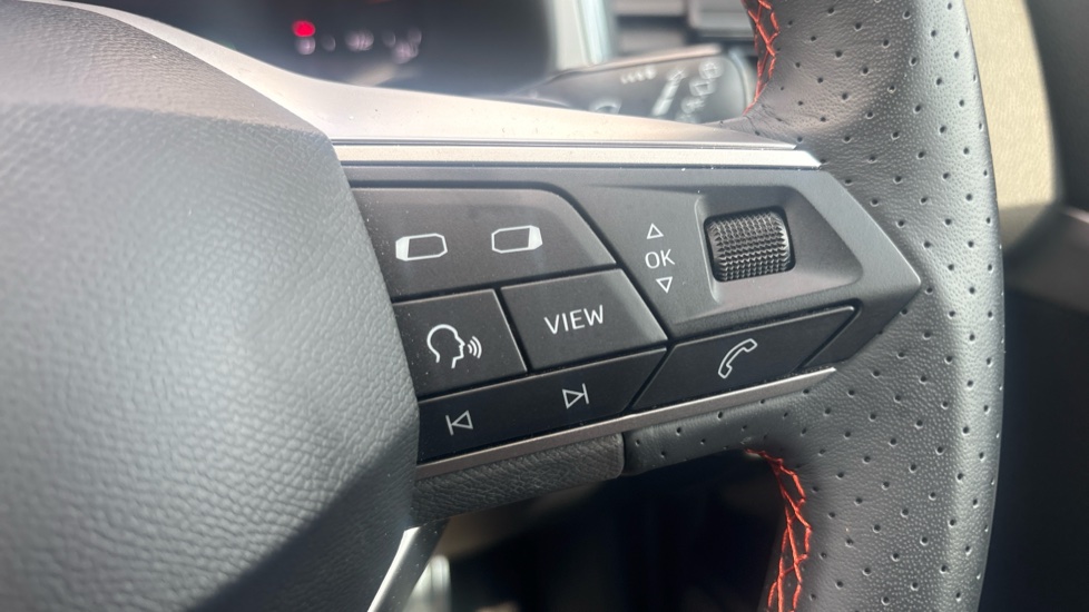 SEAT Ateca 1.5 TSI EVO FR 5dr DSG Petrol Estate - Image 33