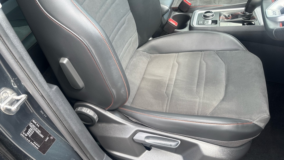 SEAT Ateca 1.5 TSI EVO FR 5dr DSG Petrol Estate - Image 41