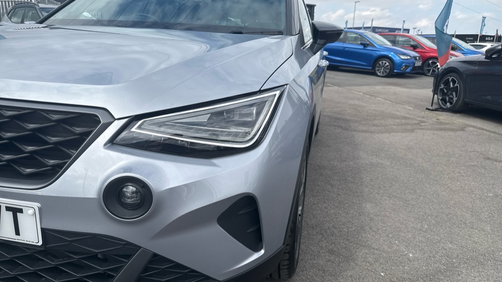 SEAT Arona 1.0 TSI 110 FR Sport 5dr Petrol Hatchback - Image 25