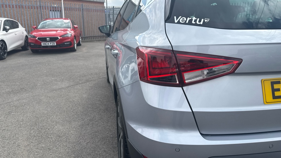 SEAT Arona 1.0 TSI 110 FR Sport 5dr Petrol Hatchback - Image 28