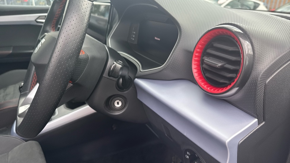 SEAT Arona 1.0 TSI 110 FR Sport 5dr Petrol Hatchback - Image 35