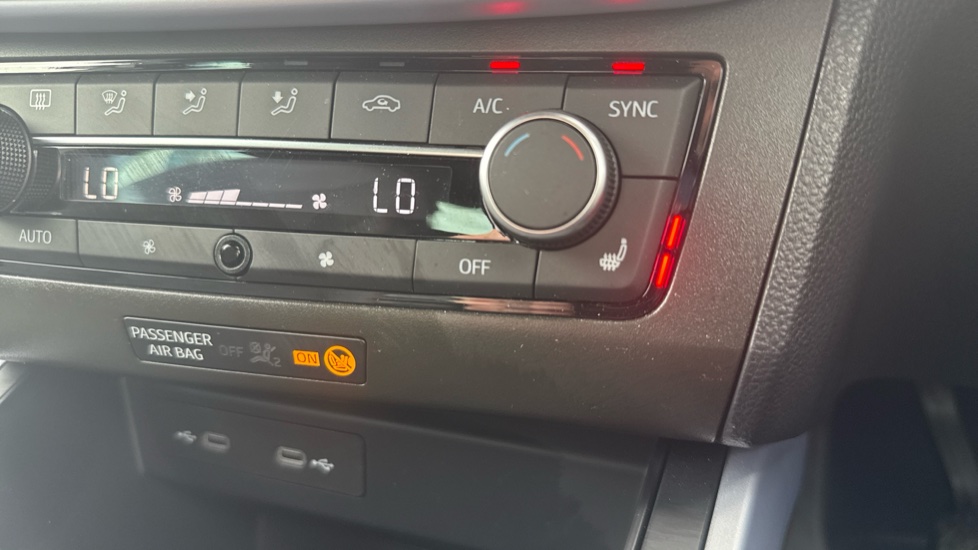 SEAT Arona 1.0 TSI 110 FR Sport 5dr Petrol Hatchback - Image 40