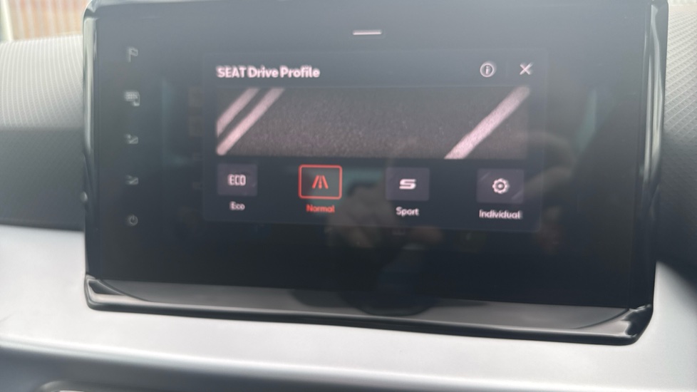 SEAT Arona 1.0 TSI 110 FR Sport 5dr Petrol Hatchback - Image 42