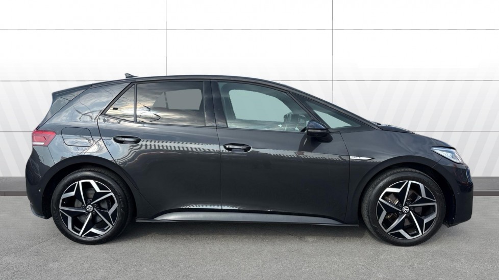 Volkswagen ID.3 150kW Tour Pro S 77kWh 5dr Auto Electric Hatchback - Image 5