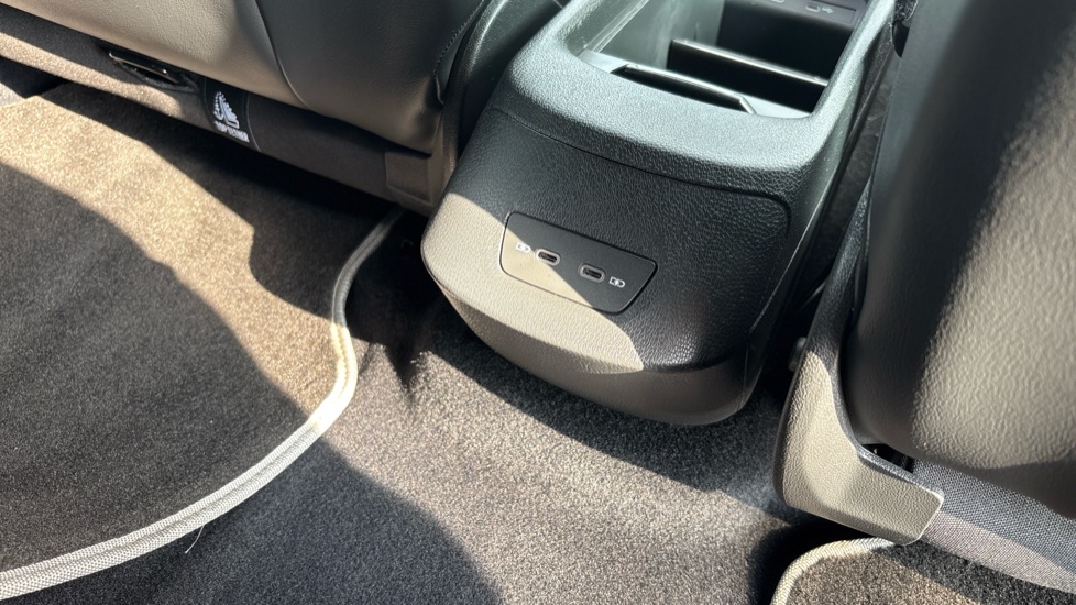 Volkswagen ID.3 150kW Tour Pro S 77kWh 5dr Auto Electric Hatchback - Image 33