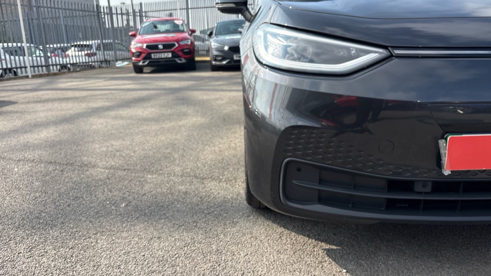 Volkswagen ID.3 150kW Tour Pro S 77kWh 5dr Auto Electric Hatchback - Image 43