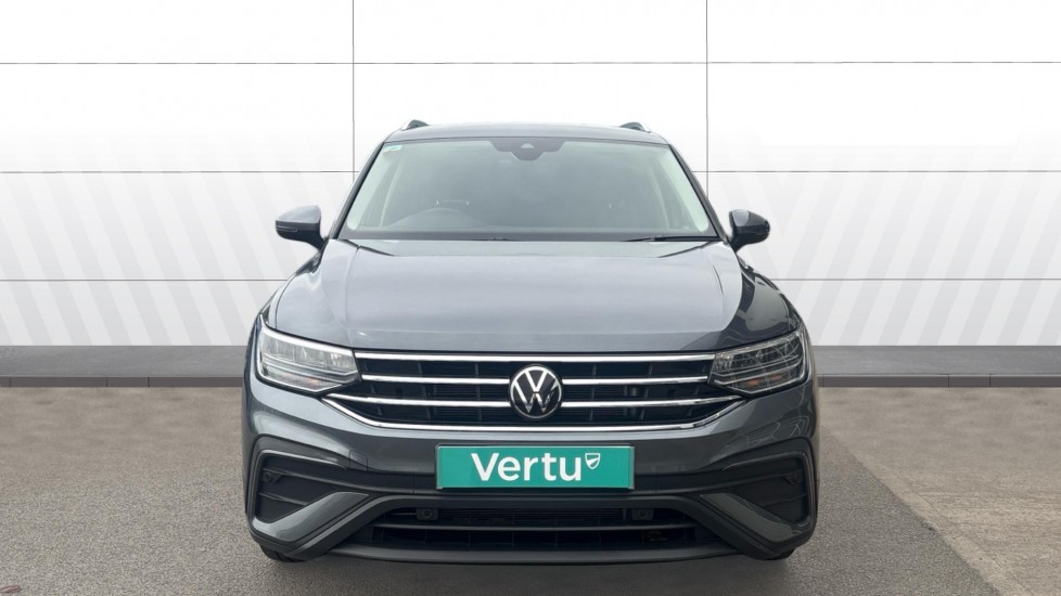 Volkswagen Tiguan Allspace 1.5 TSI Life 5dr DSG Petrol Estate - Image 3