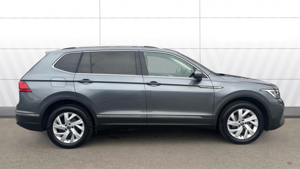 Volkswagen Tiguan Allspace 1.5 TSI Life 5dr DSG Petrol Estate - Image 5