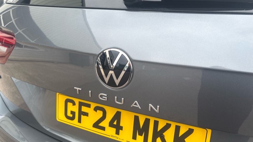 Volkswagen Tiguan Allspace 1.5 TSI Life 5dr DSG Petrol Estate - Image 28