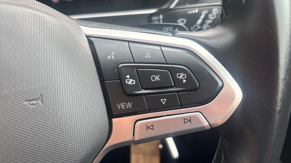 Volkswagen Tiguan Allspace 1.5 TSI Life 5dr DSG Petrol Estate - Image 39