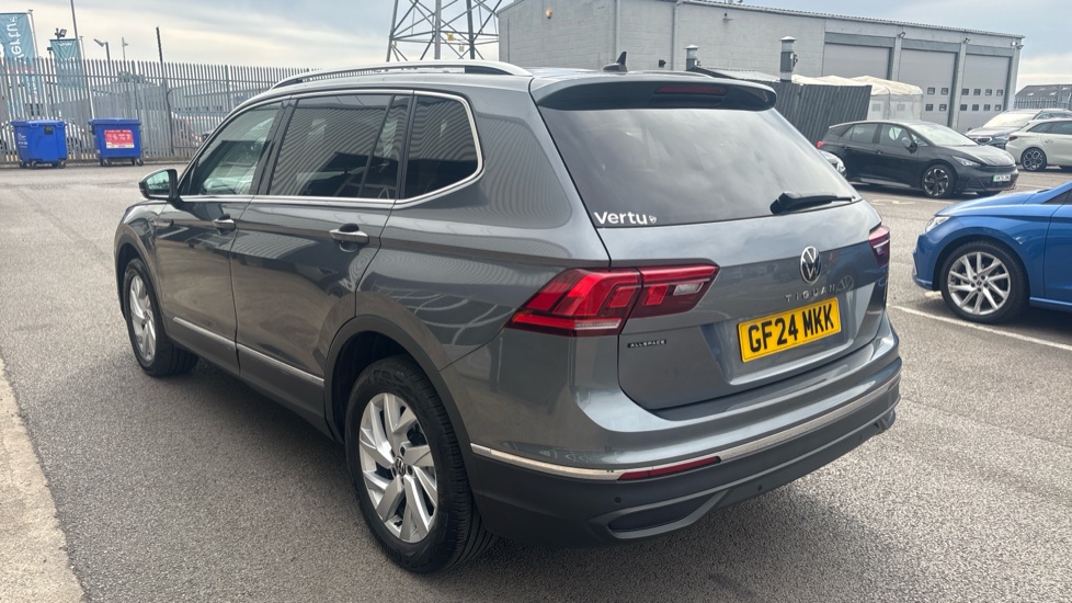Volkswagen Tiguan Allspace 1.5 TSI Life 5dr DSG Petrol Estate - Image 47